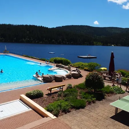 B5 Albmatte-fewo Sauna, Hallenbad Aussenbecken Massagen Nebenan Apartamento