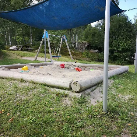 B5 Albmatte-fewo Sauna, Hallenbad Aussenbecken Massagen Nebenan Апартаменты Менценшванд